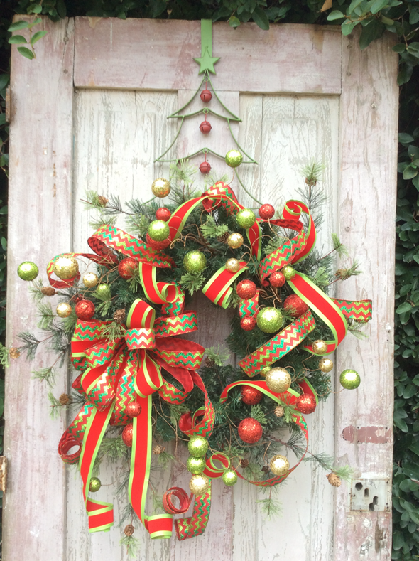 Green Christmas Tree Wreath Hanger